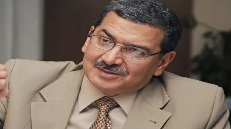 ممدوح الولي يكتب: حصار حكومي لشركات الصرافة المصرية